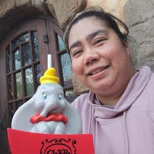 Meet your Posher, Corinne